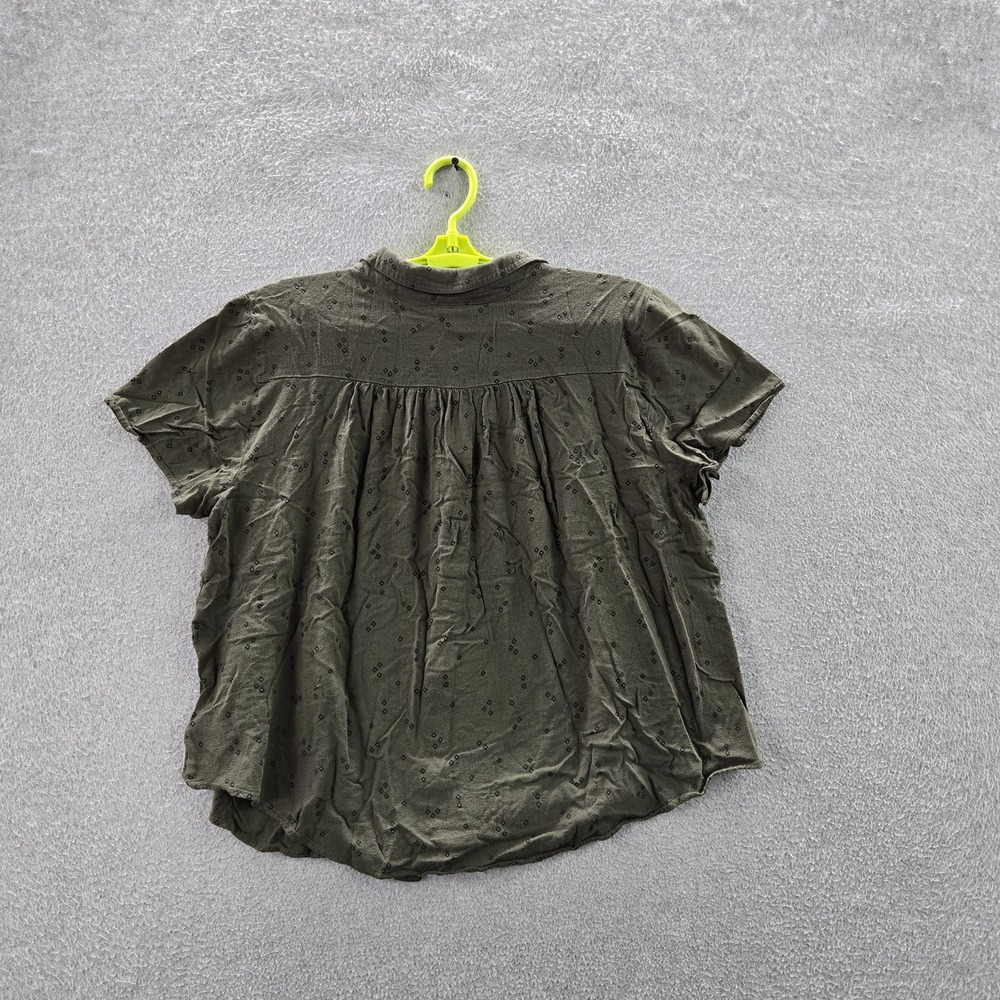 Torrid Women Button Up Shirt 2 Olive Green Geometric Collared - Picture 8 of 8